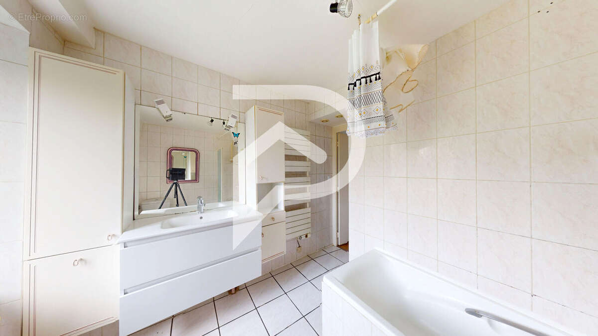 Maison à OLORON-SAINTE-MARIE