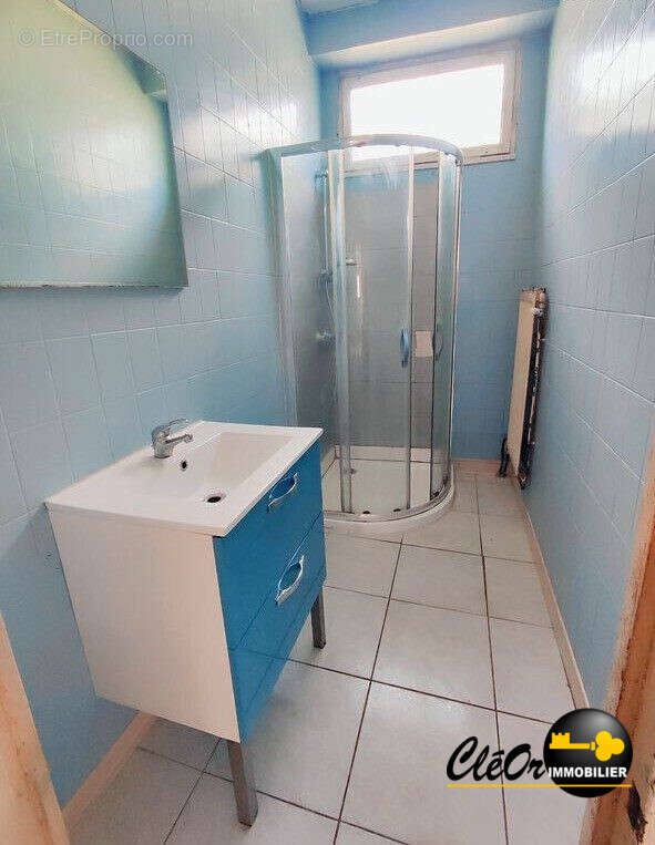 Maison à SAINT-AMBREUIL