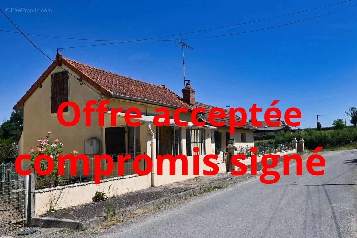 Maison à CERCY-LA-TOUR