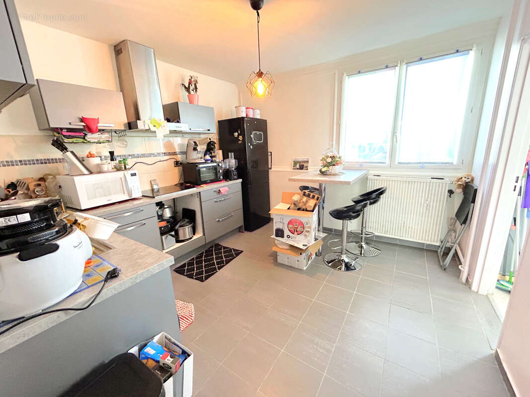 Appartement à SAINT-ETIENNE