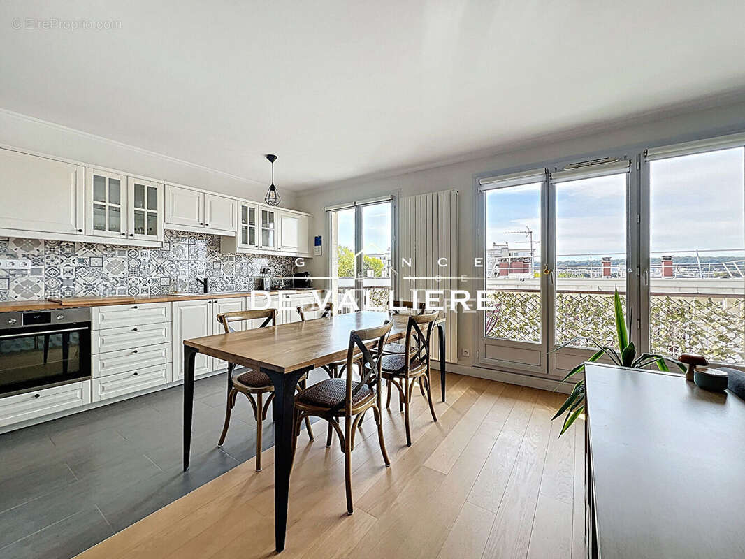 Appartement à RUEIL-MALMAISON