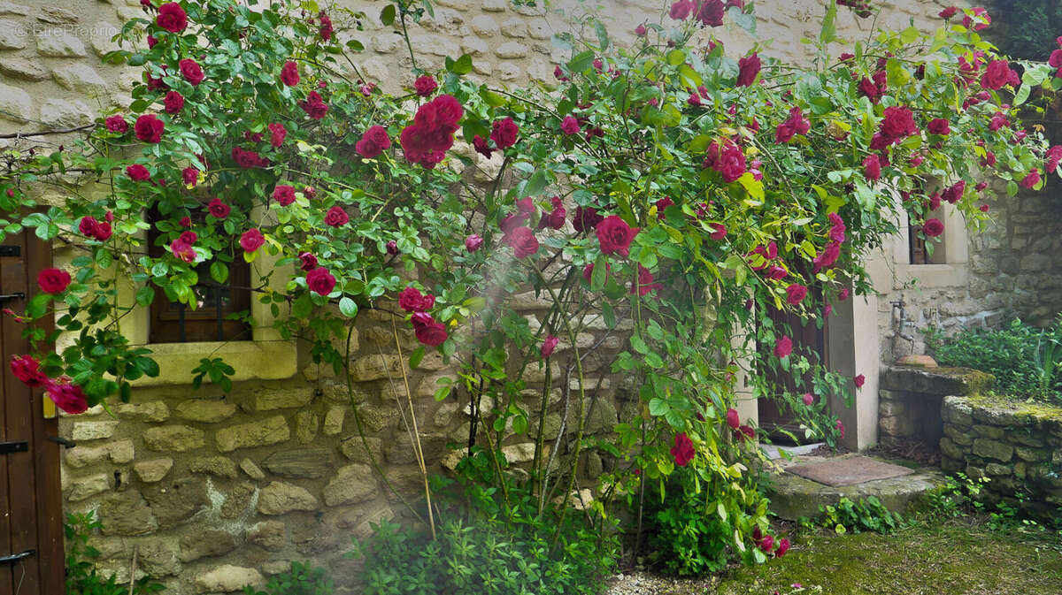 Maison à CHANTEMERLE-LES-GRIGNAN