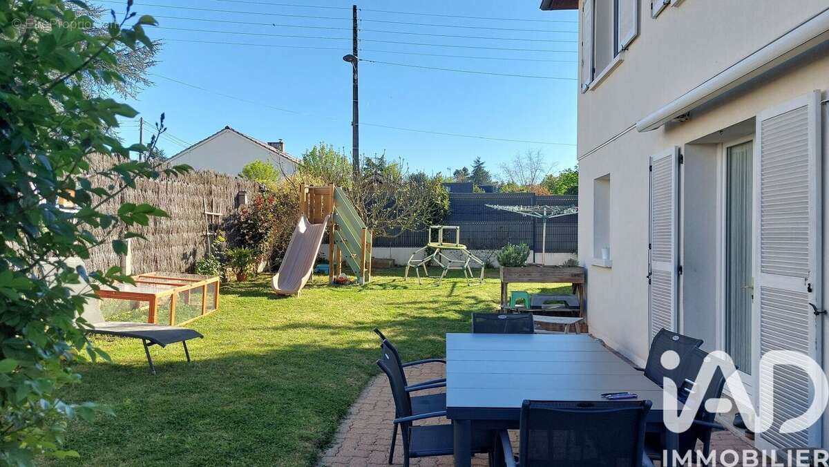 Photo 2 - Maison à MONTBAZON