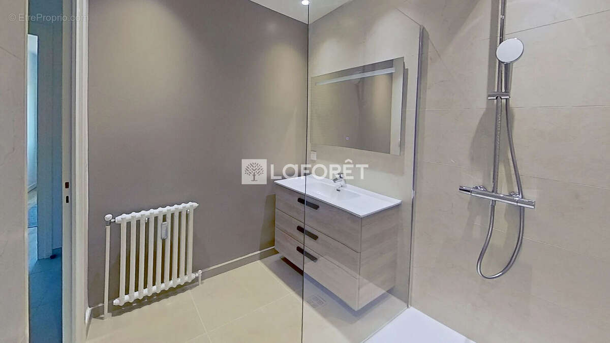 Appartement à LYON-3E