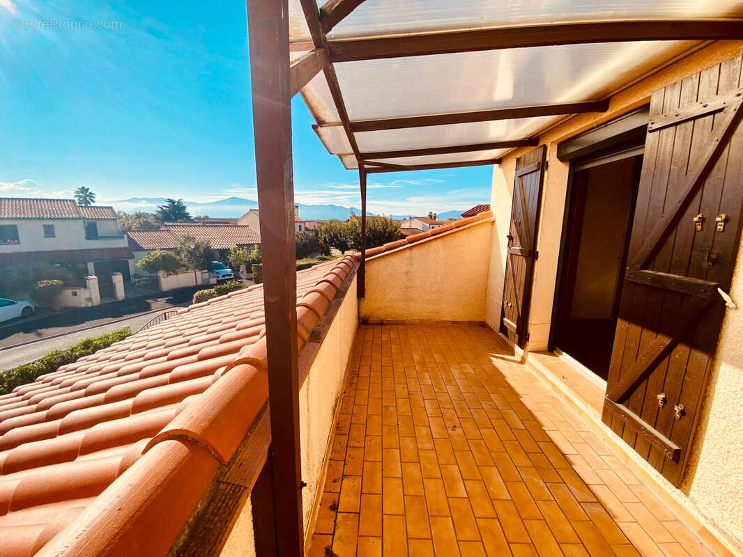 Maison à VILLENEUVE-DE-LA-RAHO