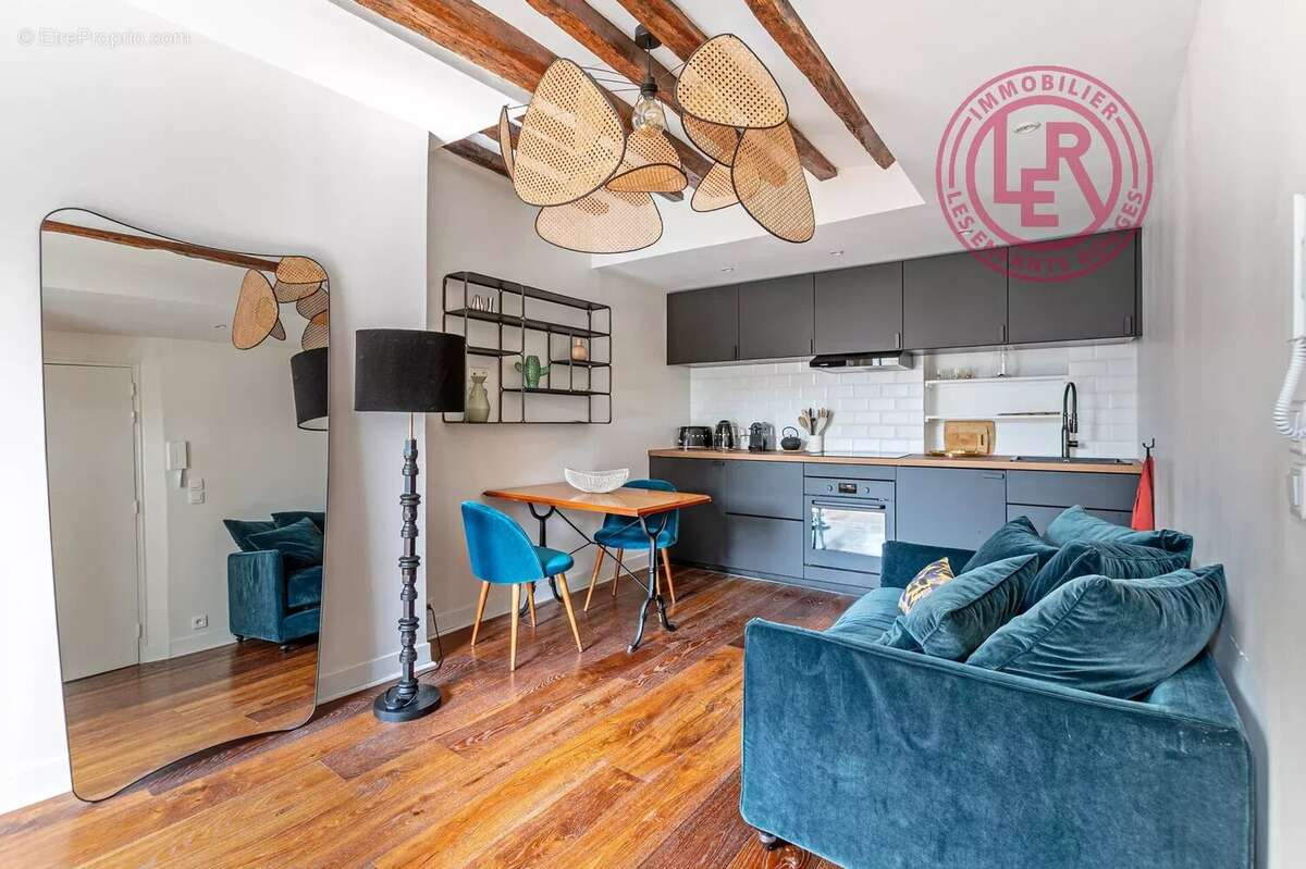 Appartement à PARIS-4E