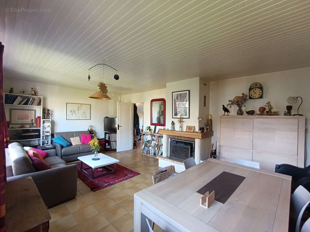 Maison à BURES-SUR-YVETTE