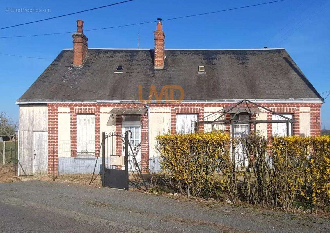 Maison à CHAUVIGNY-DU-PERCHE