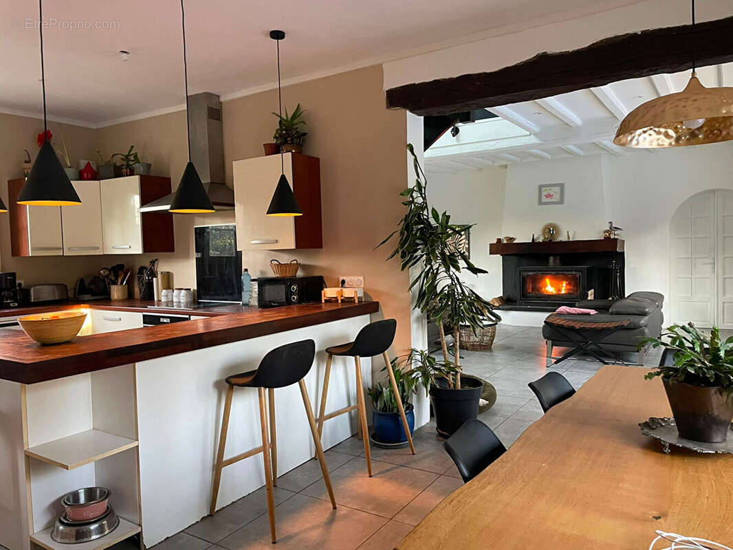 Maison à MONTFORT-L'AMAURY