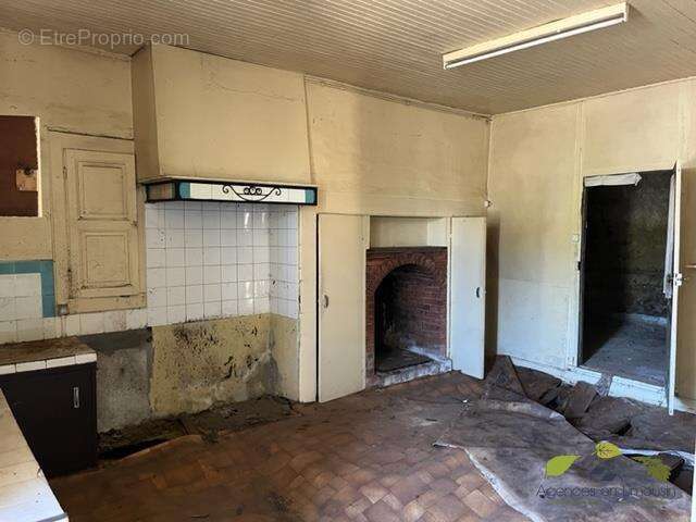 Maison 140 m² à Chamberet  - photo 7