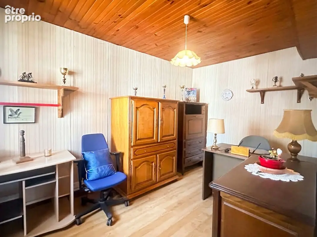 A Mézières sur Seine - Maison de ville  - 8 pièces 4 chambres - 133 m² - photo 12