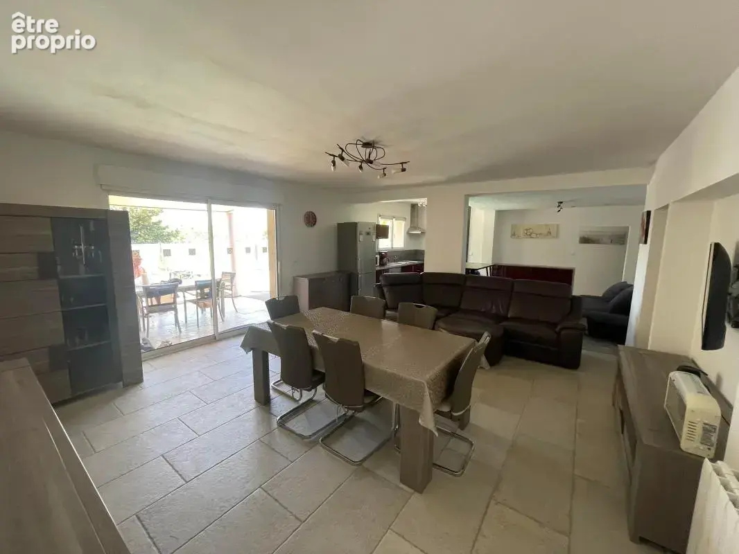 Villa individuelle de plain pied 5 pieces 3 chambres 470m² de parcelle avec piscine - photo 3