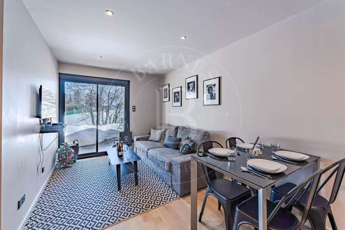 Appartement à LA PERRIERE