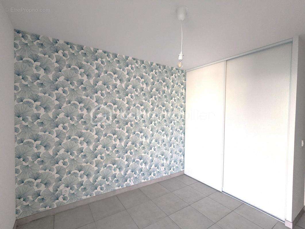 Appartement à JUVIGNAC