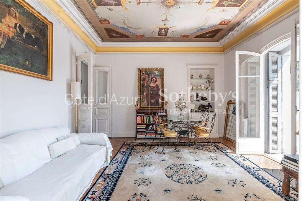 Exclusivité, appartement de prestige au sein de la Villa Diano, demeure historique du Mont Boron - photo 4