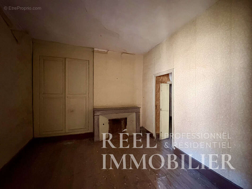 Immeuble de caractère de 472 m² - Coeur de Vic-Fezensac - photo 10