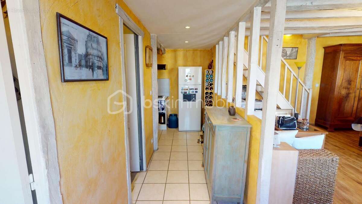 Maison de ville de 102 m2 - photo 2