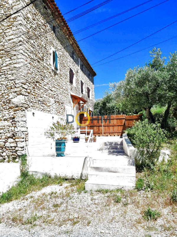 Maison à LEZAN