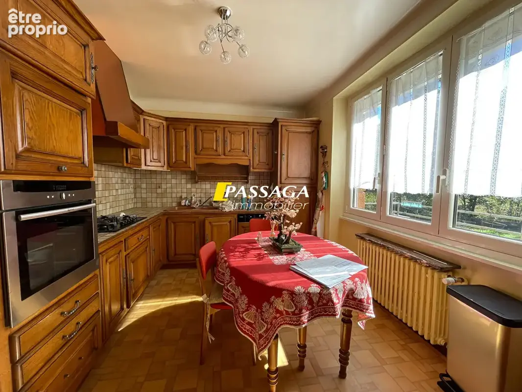 A VENDRE - Maison d'habitation avec terrain - MARCILLAC VALLON - photo 4
