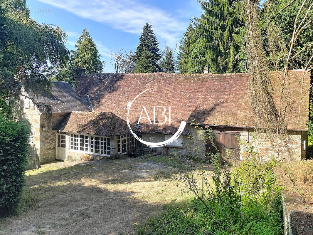 Maison à CHAMPSECRET