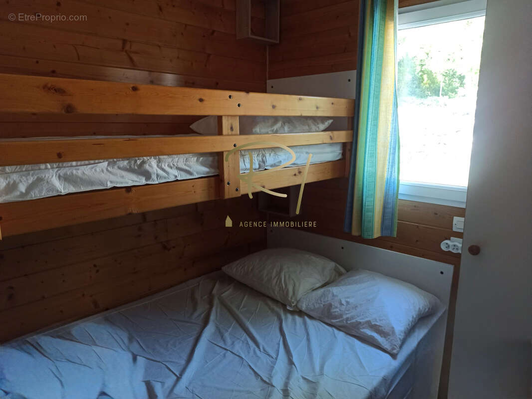 Chalet avec terrasse et piscine - SUD ARDECHE - photo 11