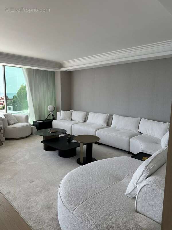 Appartement à VILLEFRANCHE-SUR-MER