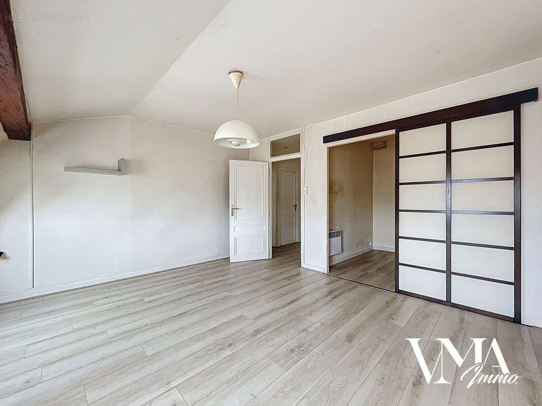 Appartement à LYON-6E
