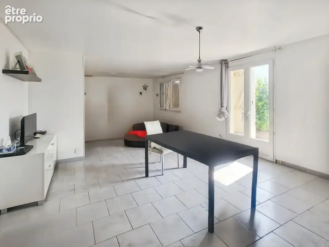 Maison de plain-pied 3 chambres avec jardin LA SUZE SUR SARTHE (72) - photo 3
