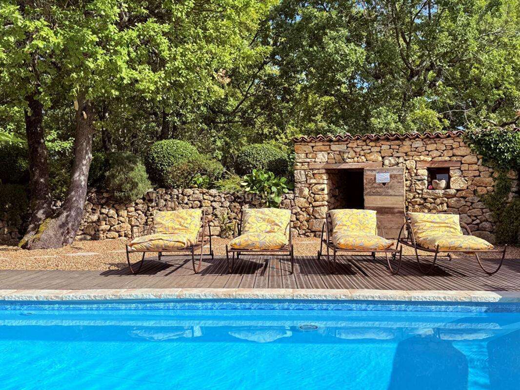 Villa de prestige en pierre - photo 16