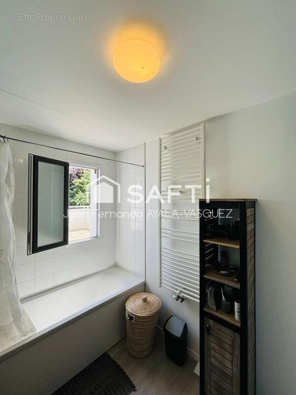 Photo 5 - Appartement à VEZIN-LE-COQUET