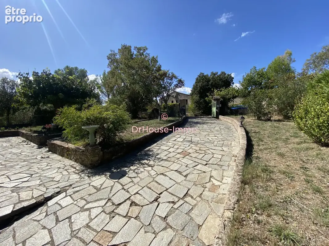 Maison 5 pièces 101 m² à vendre à Gareoult (83136) - photo 17