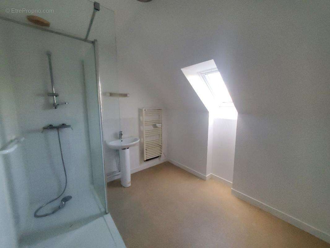 La meilleraye de bretagne - jolie maison t3 avec garage et jardin - photo 15