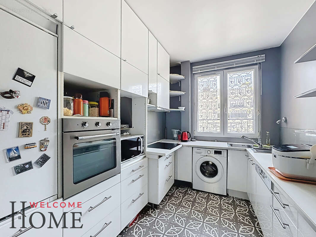 Appartement à LEVALLOIS-PERRET