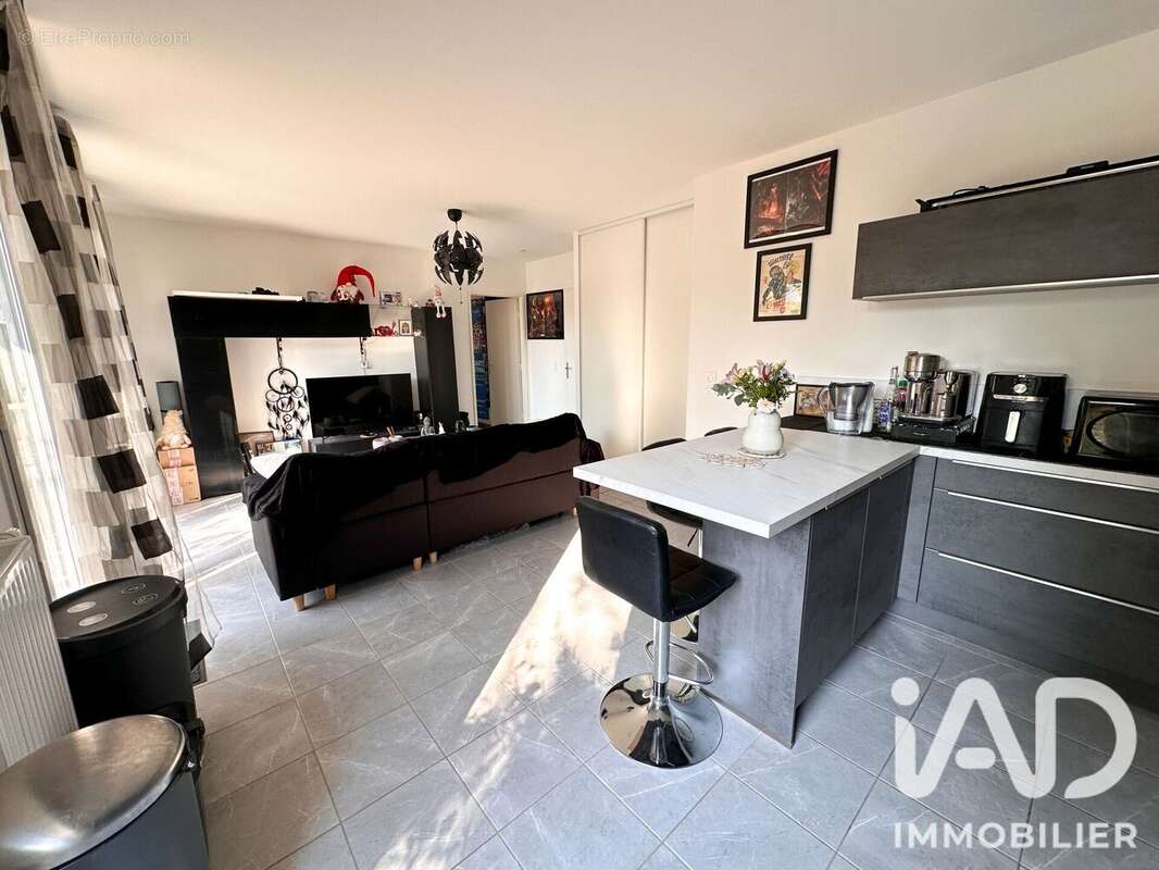 Appartement 53 m² à Saint-Fargeau-Ponthierry  - photo 3