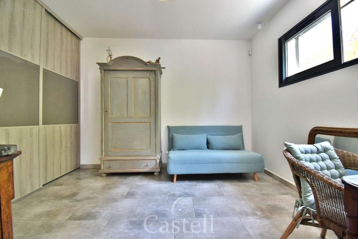 Villa de type 5 avec piscine et garage - photo 16