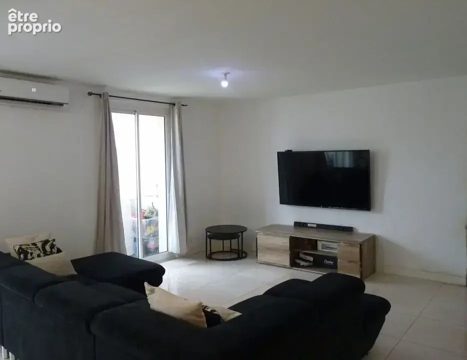 Appartement 4 pièces 80 m² à vendre à Peyrolles-En-Provence (13860) - photo 2