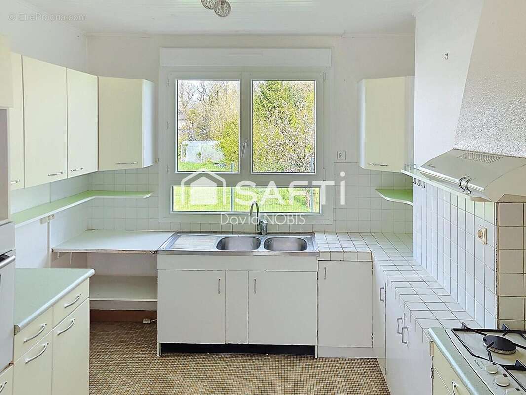 Maison 135 m² à Gorron  - photo 2