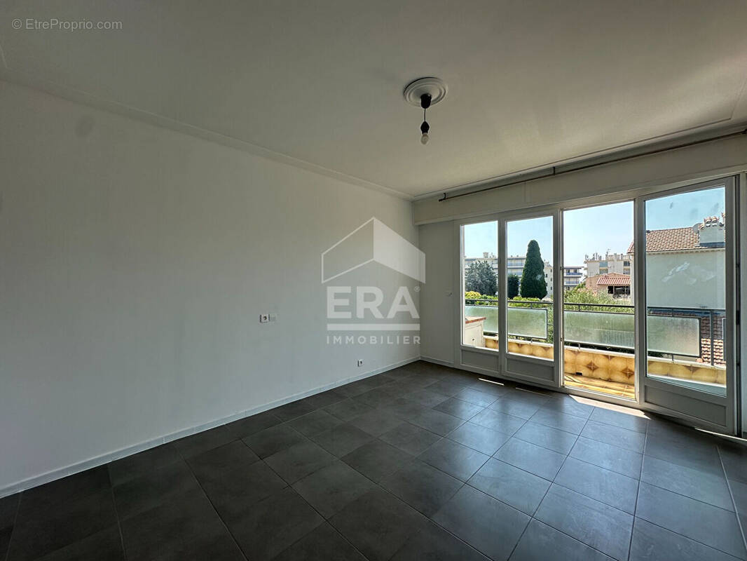 Appartement à CAGNES-SUR-MER