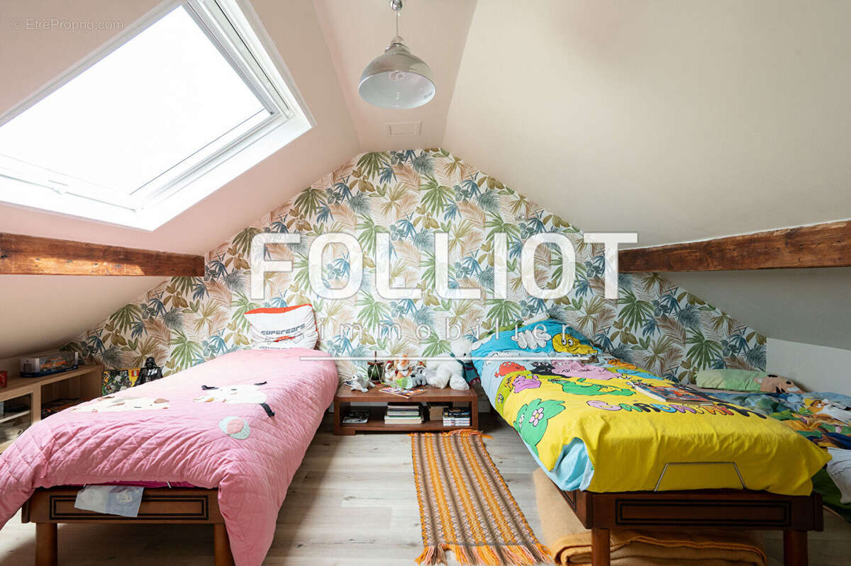 Maison à SURTAINVILLE