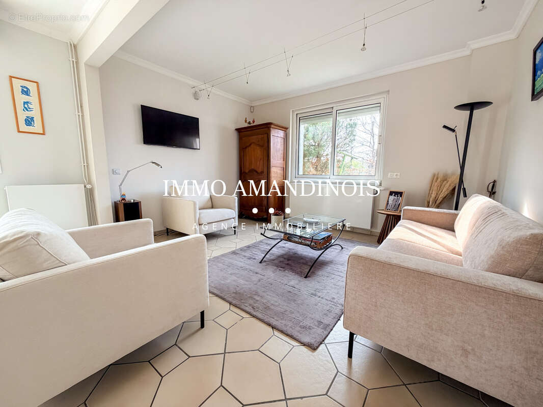 Maison à SAINT-AMAND-LES-EAUX