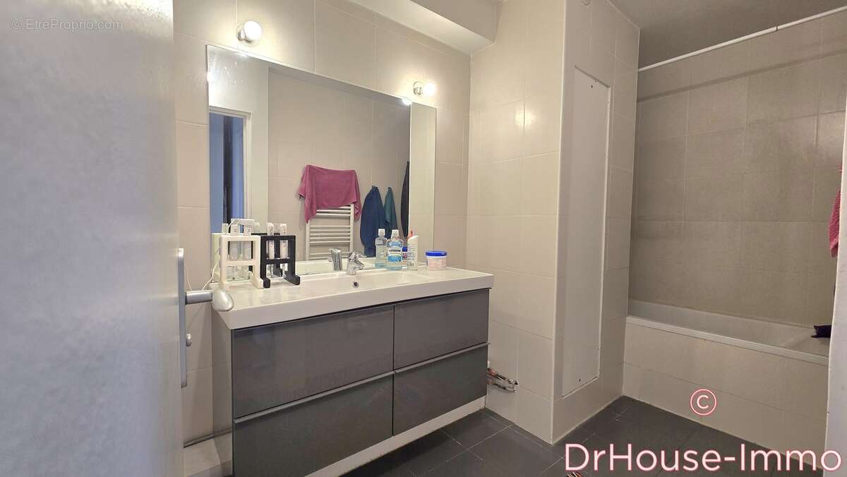 Appartement à LE BOURGET