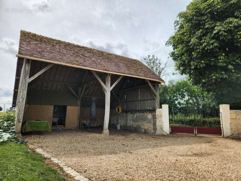 Maison à DIGNY