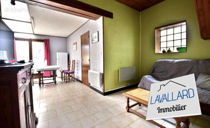 Maison à SAINT-LEGER-LES-DOMART