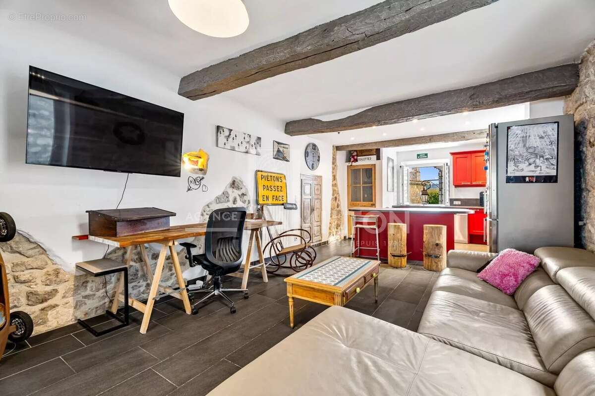 Appartement à GOURDON