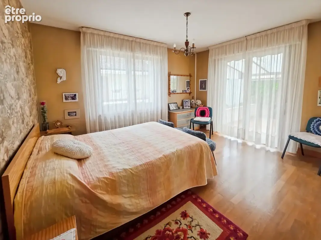 Lons-le-Saunier – Maison 4 chambres, terrasse couverte et extérieur sans vis-à-vis - photo 6