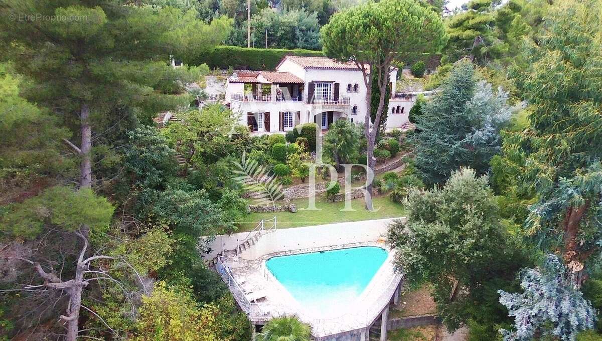 Maison à CANNES