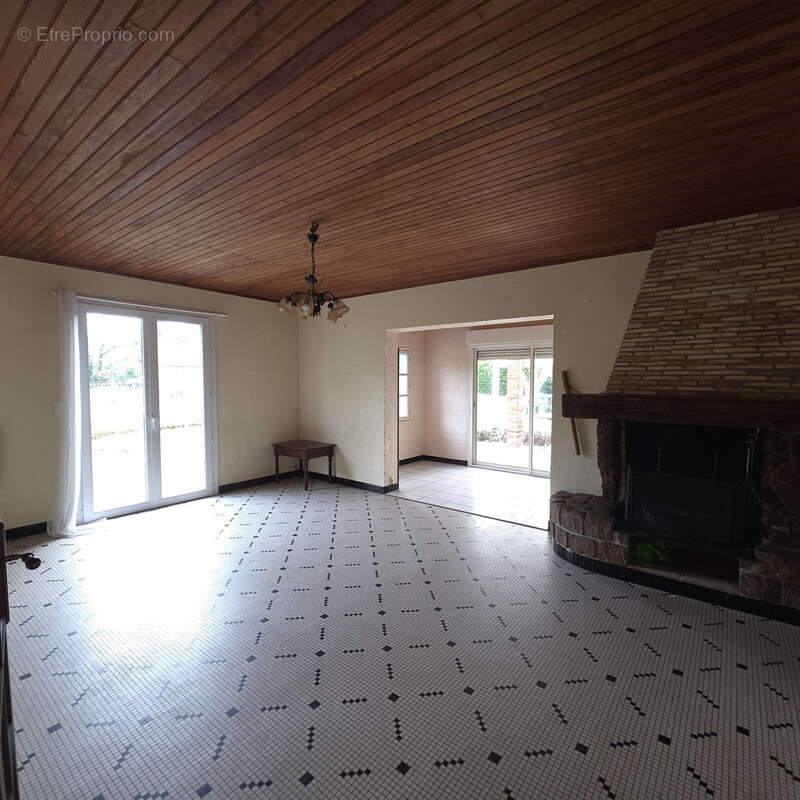 Maison à BELIN-BELIET