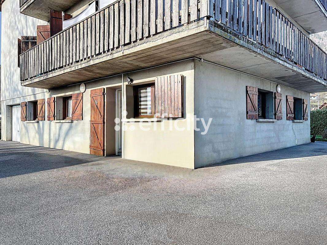 Appartement à CLUSES