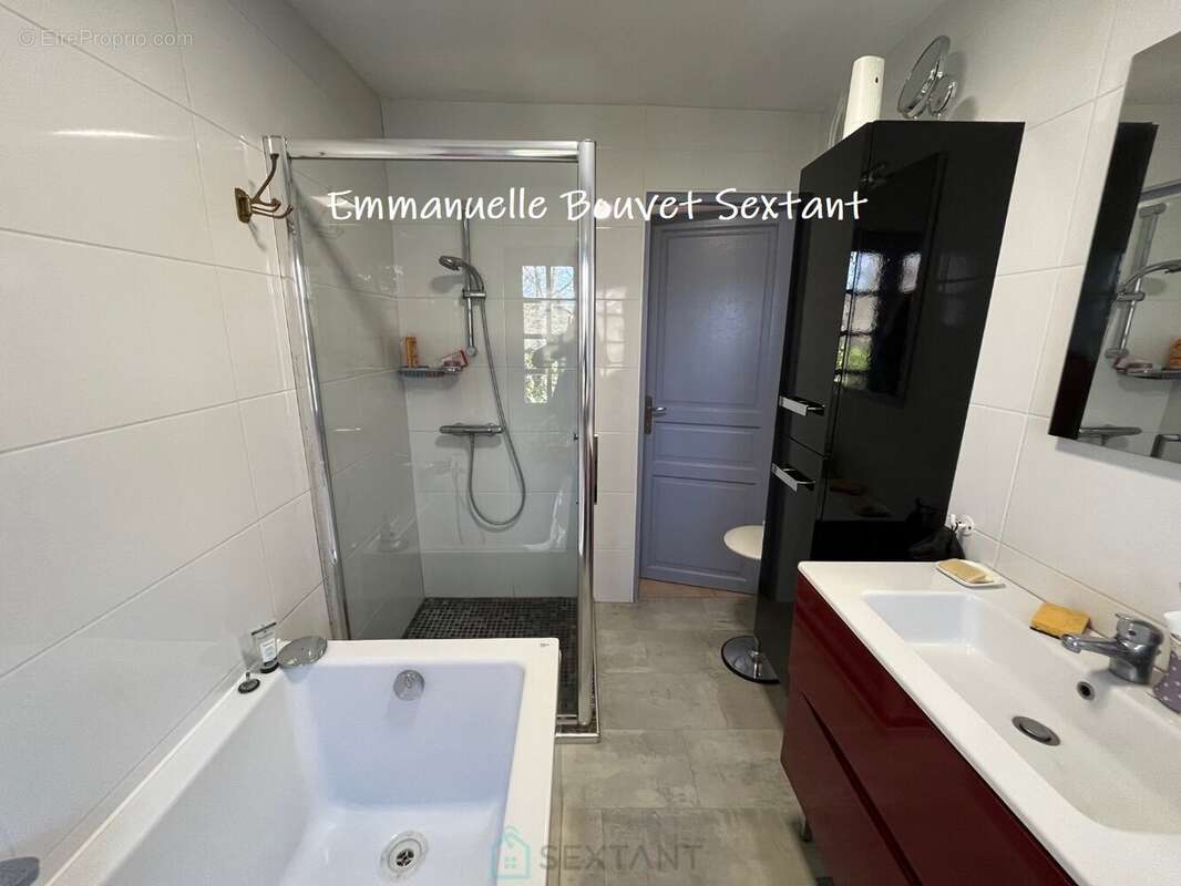 Maison à LIORAC-SUR-LOUYRE