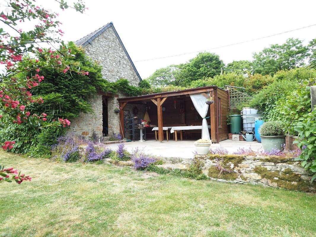 Maison à GUERN